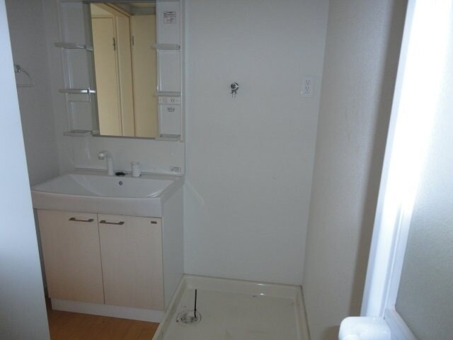 物件内観写真7　(洗髪洗面化粧台)