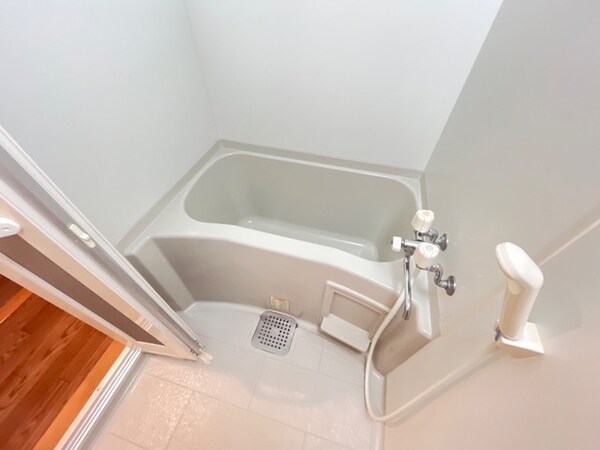 浴室(バス／シャワールーム等)