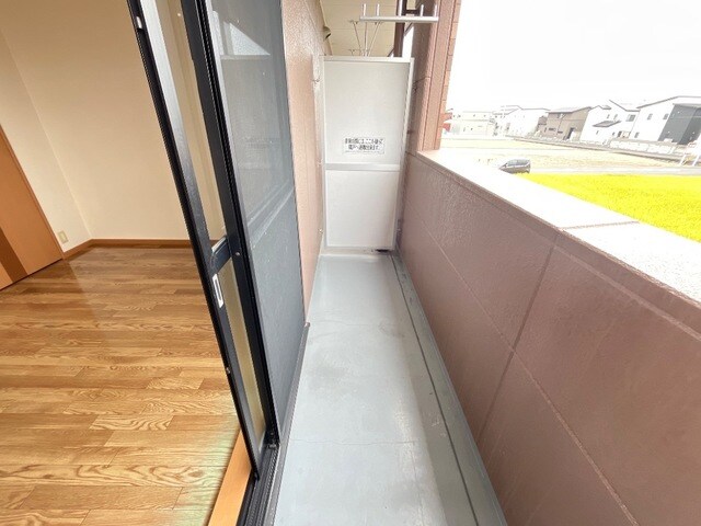 物件内観写真12　(ベランダ)