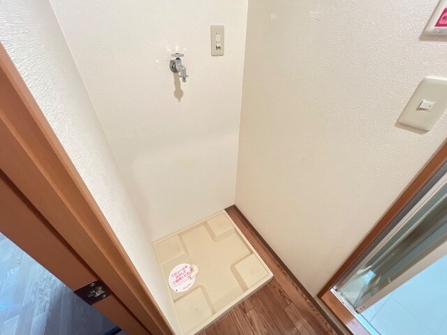 物件内観写真19　(洗濯機置場)