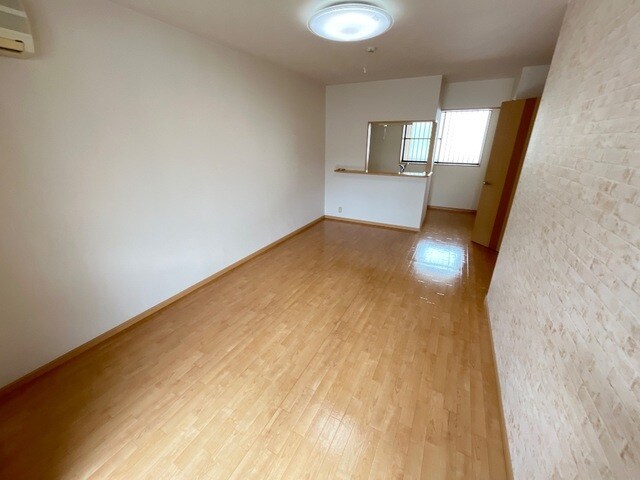 物件内観写真15　(リビング)