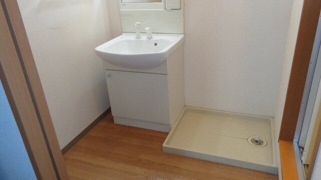 物件内観写真11　(洗面)