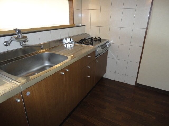 物件内観写真3　(キッチン)