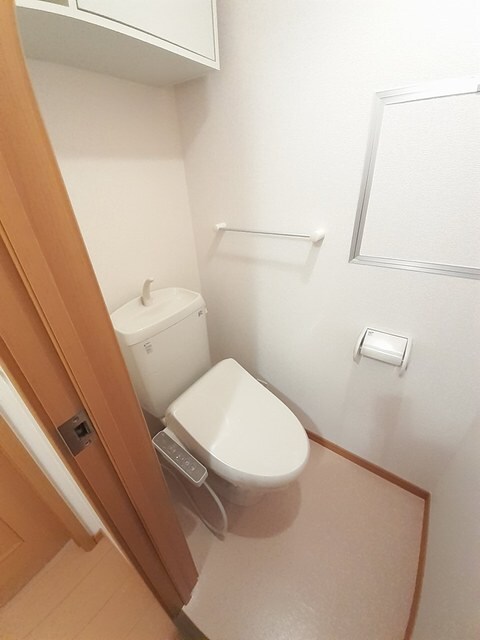 物件内観写真6　(トイレ)