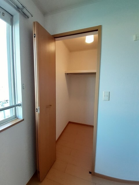 物件内観写真9　(収納)