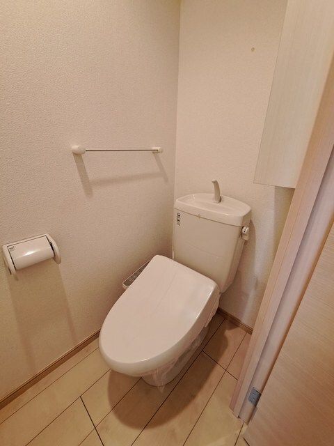 物件内観写真7　(トイレ)