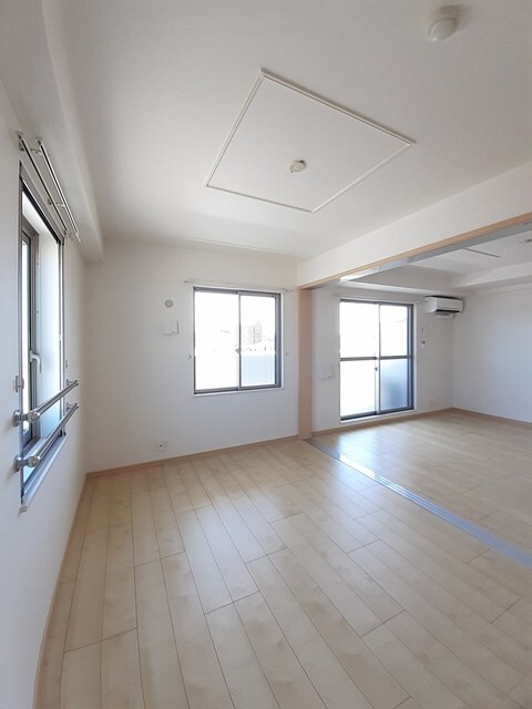 物件内観写真12　(その他)