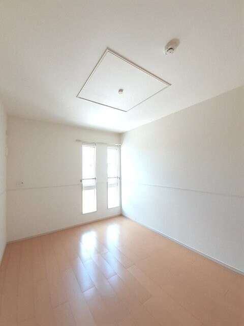 物件内観写真12　(その他)