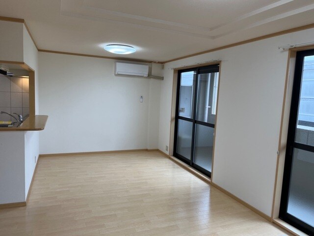 物件内観写真8　(リビング(イメージ))