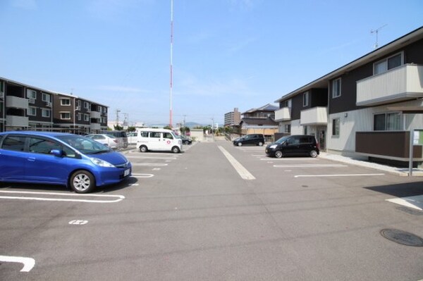駐車場(駐車場)