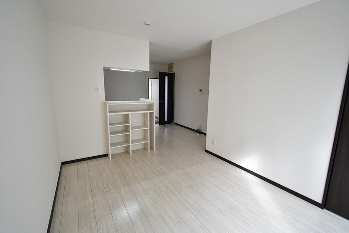 物件内観写真7　(LDK12.0帖)