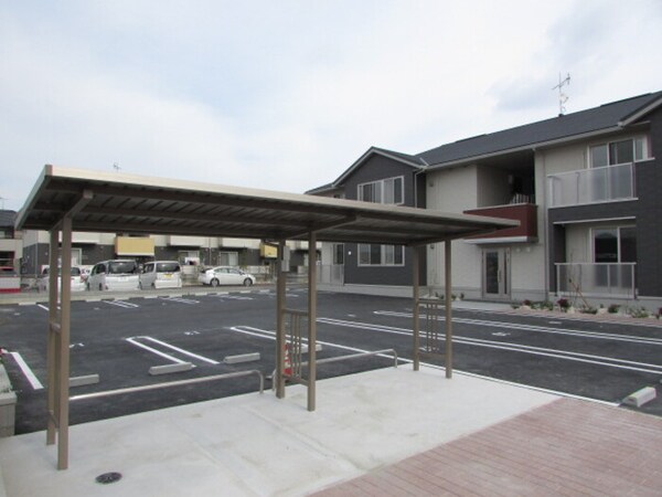 建物設備(駐輪場)