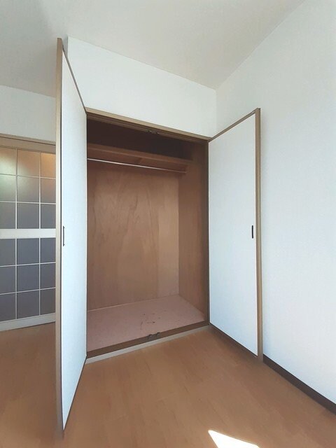 物件内観写真8　(収納)