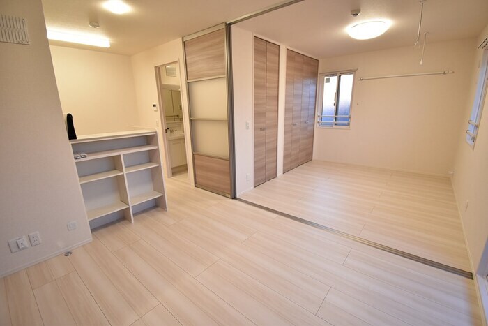 物件内観写真7　(ＬＤＫ９．１帖)