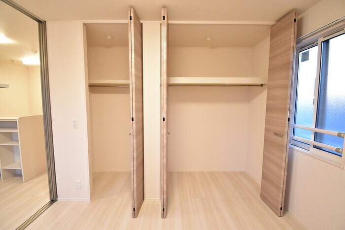 物件内観写真9　(クローゼット)