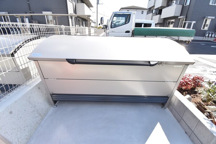 物件内観写真16　(ゴミ庫)