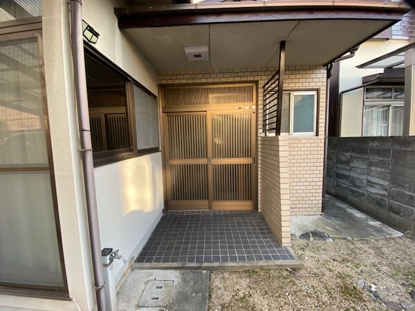 玄関