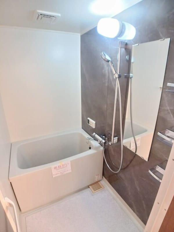 浴室(バス／シャワールーム等)