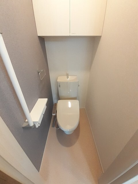 物件内観写真8　(トイレ)