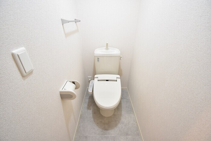 物件内観写真6　(温水洗浄便座)