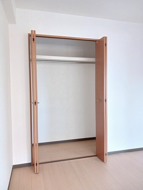 物件内観写真10　(収納)