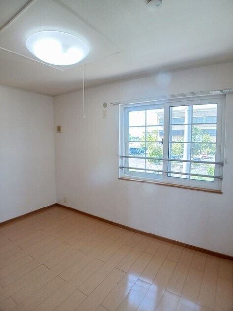 物件内観写真9　(その他部屋・スペース)