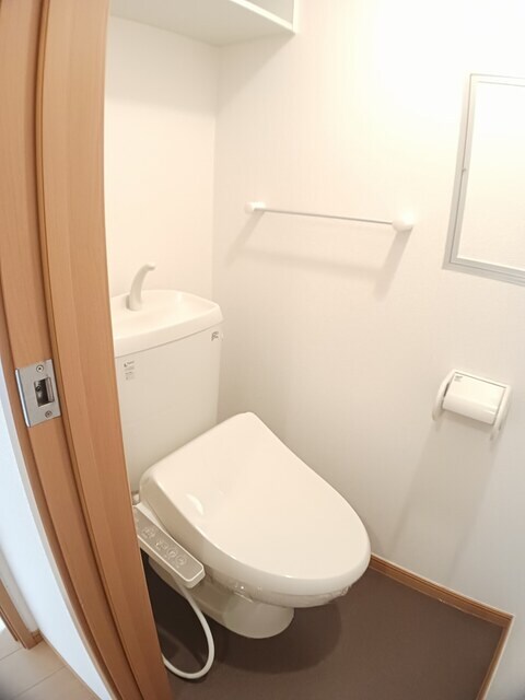 物件内観写真6　(トイレ)