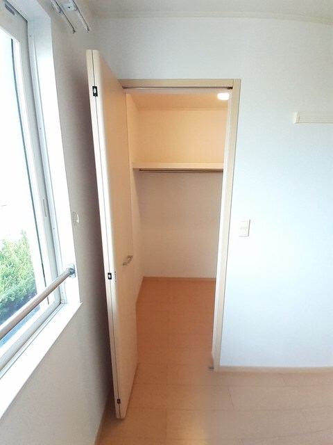 物件内観写真9　(収納)