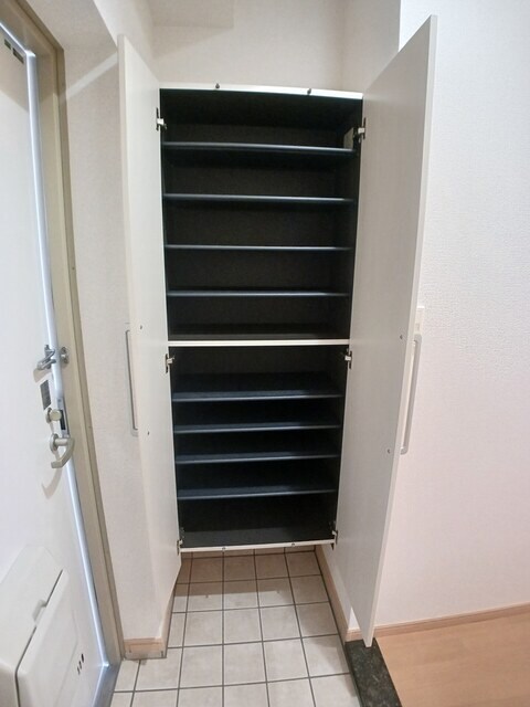 物件内観写真9　(その他部屋・スペース)