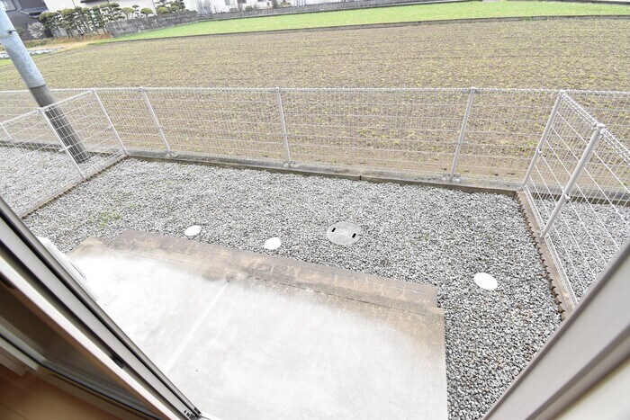 物件内観写真24　(専用庭)