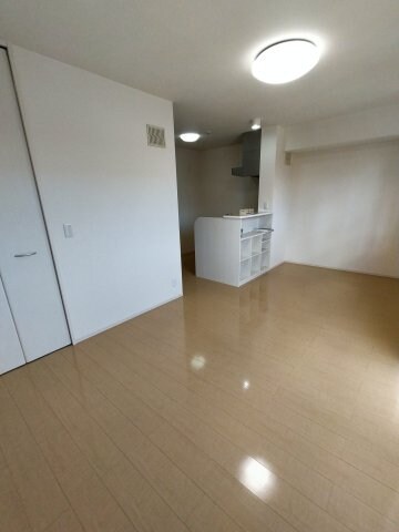 物件内観写真4　(B棟203 ＬＤＫ)