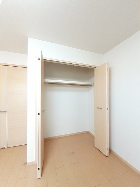 物件内観写真8　(収納)