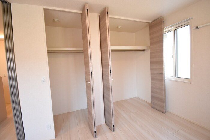 物件内観写真10　(クローゼット)
