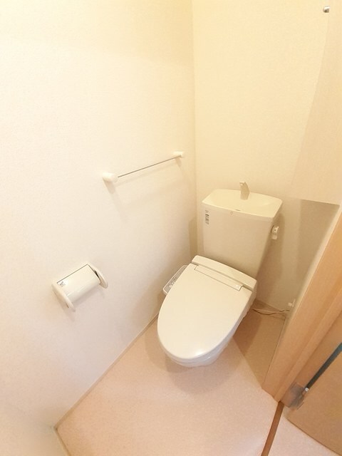 物件内観写真7　(トイレ)