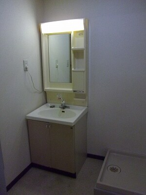 物件内観写真5　(洗面所)