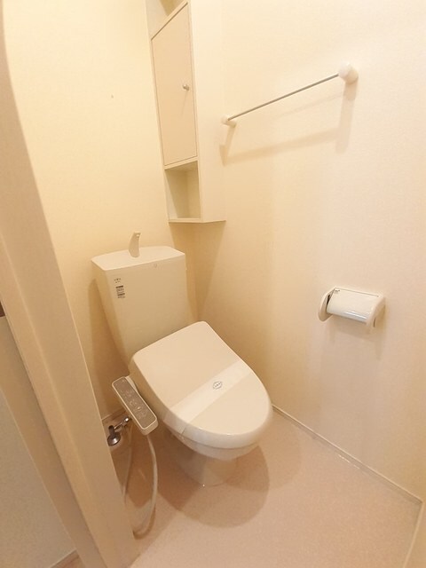 物件内観写真7　(トイレ)