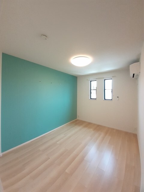 物件内観写真8　(その他部屋・スペース)