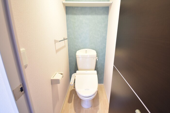 物件内観写真7　(温水洗浄暖房便座)