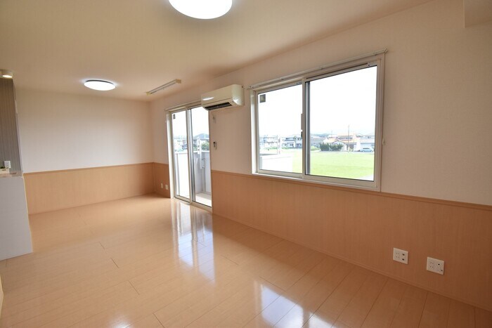 物件内観写真22　(ＬＤＫ１５．４帖)