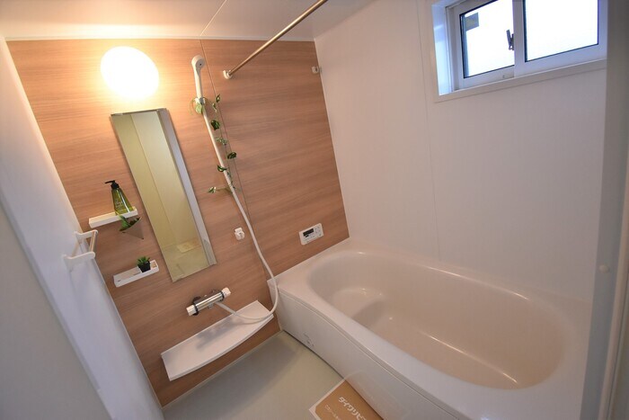 物件内観写真6　(浴室)