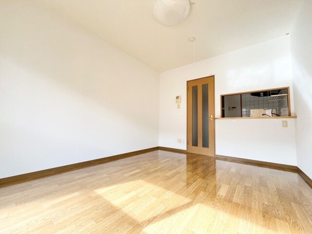 物件内観写真9　(洋室)