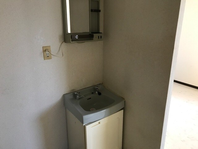 物件内観写真12　(洗面)