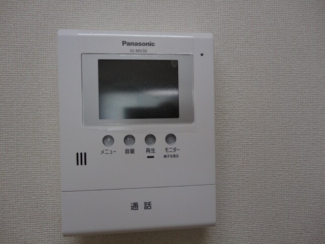 物件内観写真9　(カメラ付インターホン)