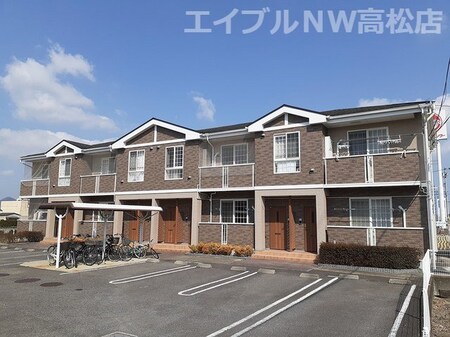 サニープロムナードⅢ外観写真