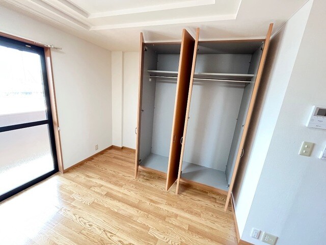 物件内観写真10　(クローゼット)