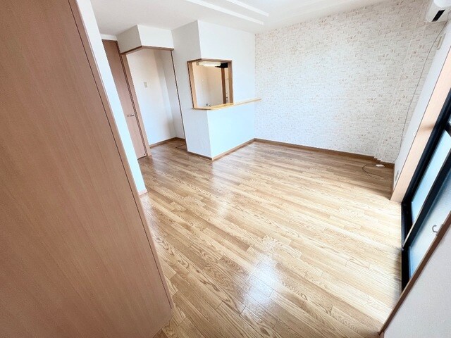 物件内観写真14　(リビング)