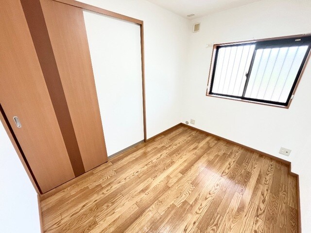 物件内観写真17　(洋室)