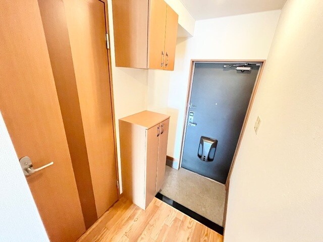 物件内観写真18　(下駄箱)