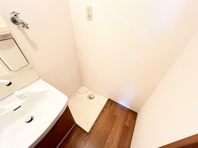 物件内観写真19　(洗濯機置場)