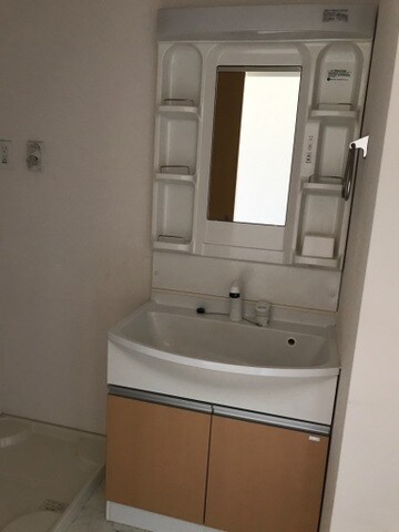 物件内観写真7　(洗面)